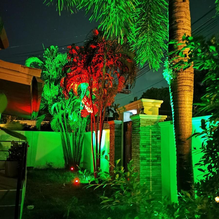 Thai Family Rawai Swimming Pool Villa Hotel Екстер'єр фото
